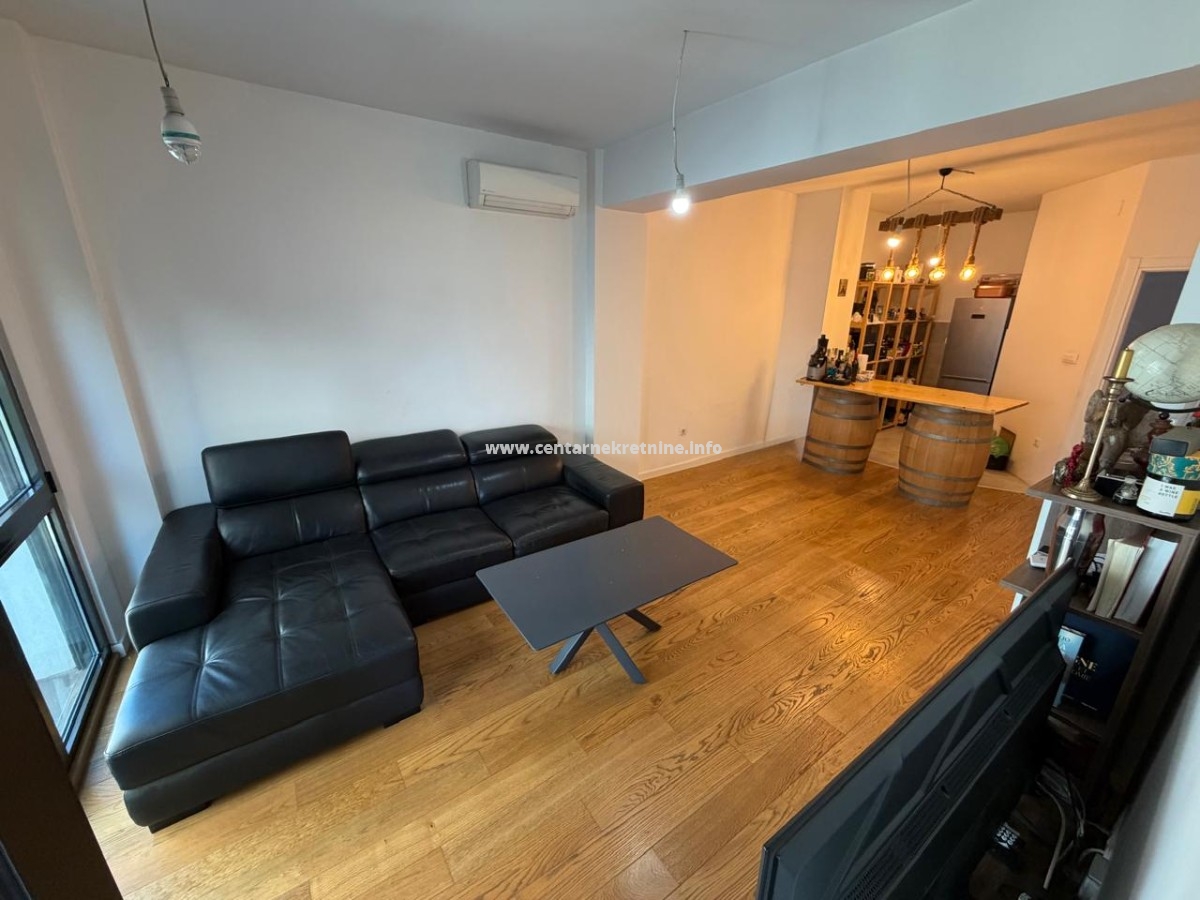 Prodaja, dvosoban stan 78m2, Centar, Podgorica